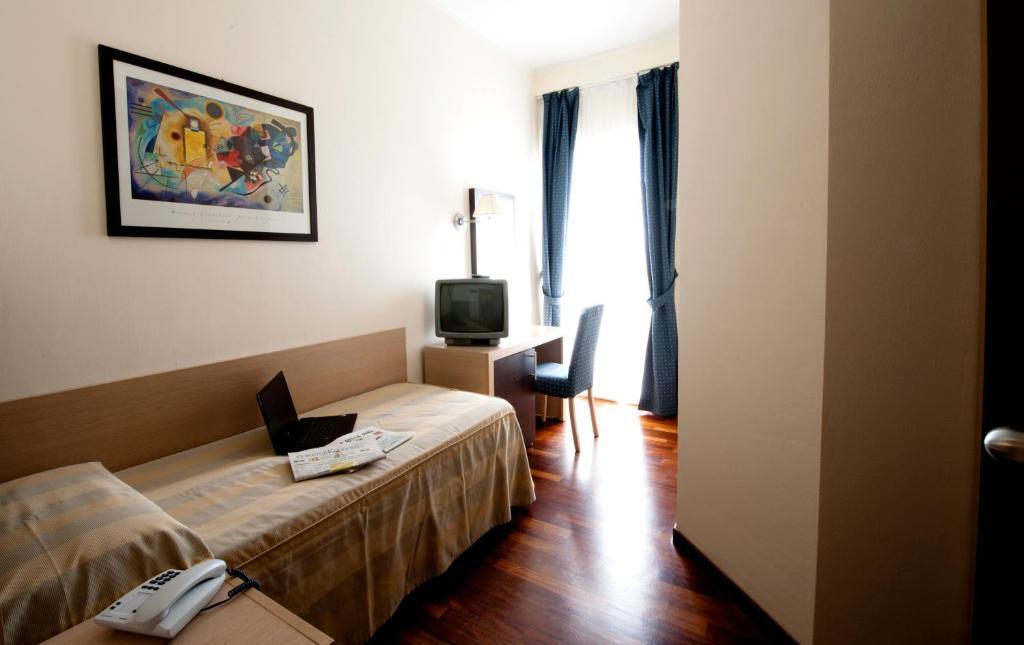 Hotel Royal Pesaro Room photo