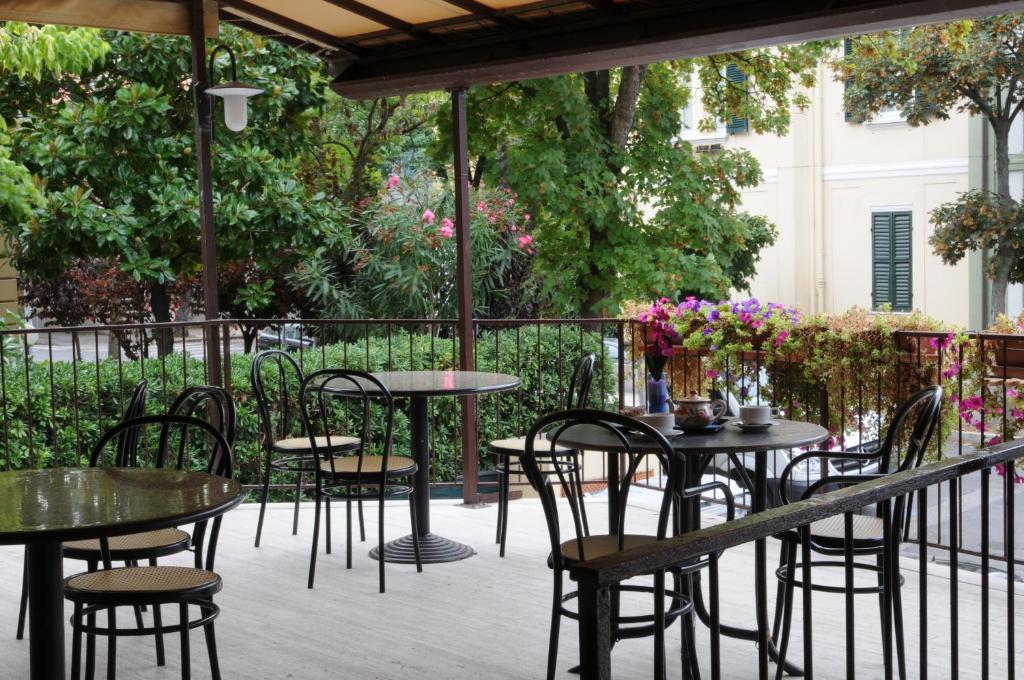 Hotel Royal Pesaro Exterior photo
